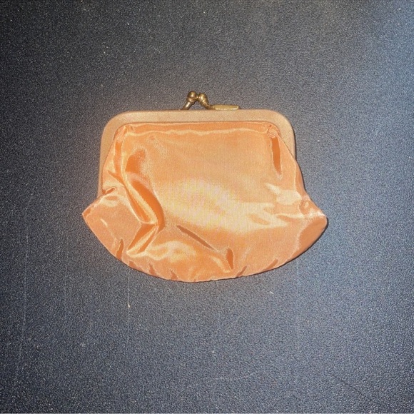 Vintage Whiting & Davis Gold Mesh Bag w/Original Box & Accessories - Picture 4 of 7